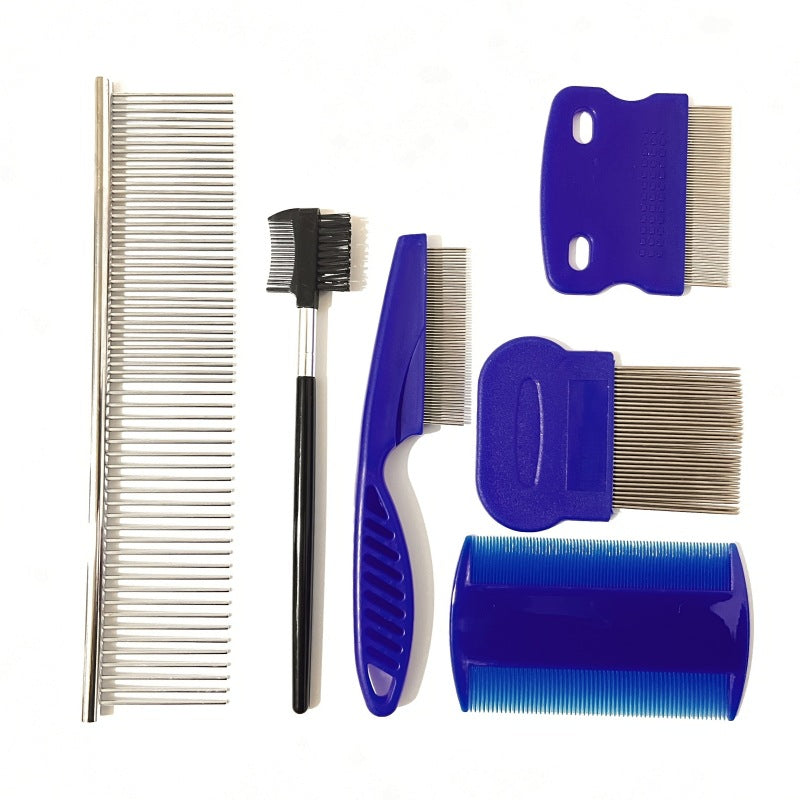 Wagivo flea comb used on cat showing gentle grooming technique
